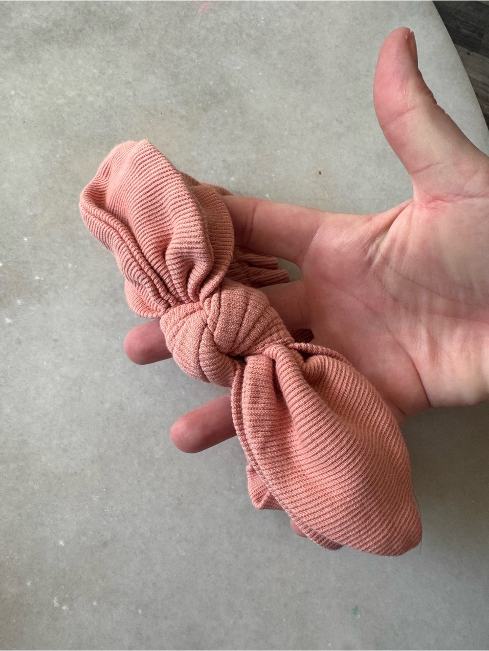 kate quinn Ribbed Knot Headband - Dusty Rose